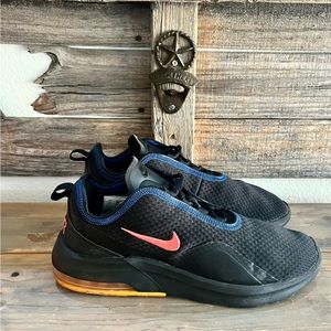 Nike Air Max Motion 2 Shoes